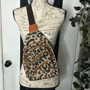 Leopard Print Adjustable Strap Sling Bag